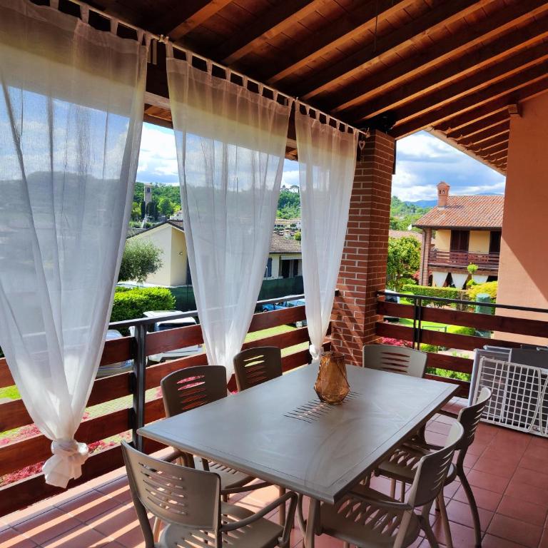 Apartment Karol - Appartamento Deluxe con 2 Camere da Letto e Balcone - 4