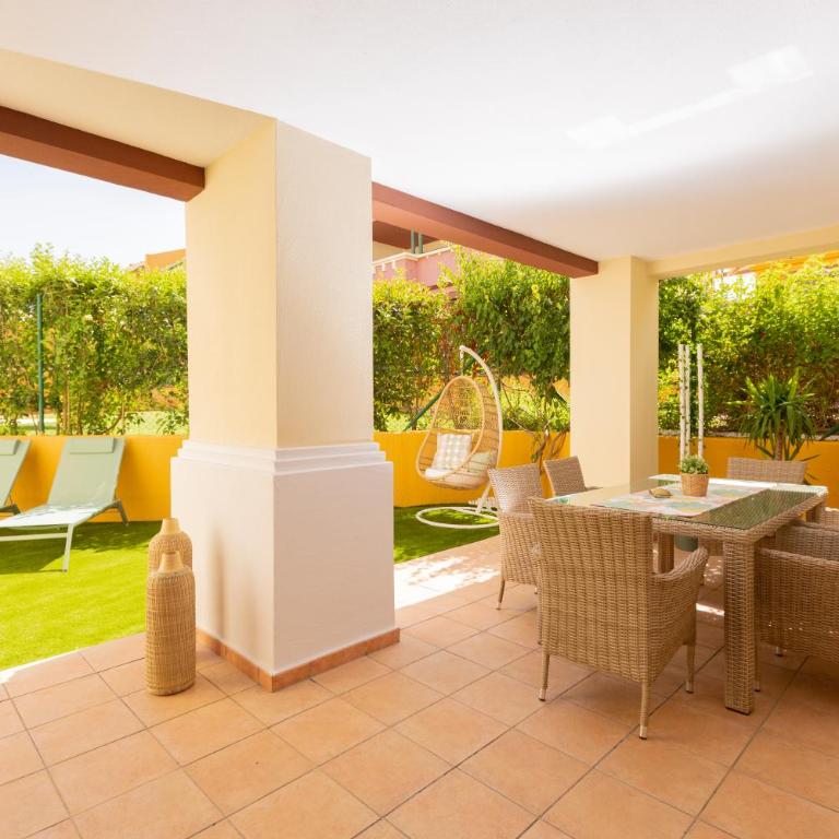 Pura Villa- Buganvillas Ayamonte - Apartamento Deluxe de 2 dormitorios con vistas al jardín - 5