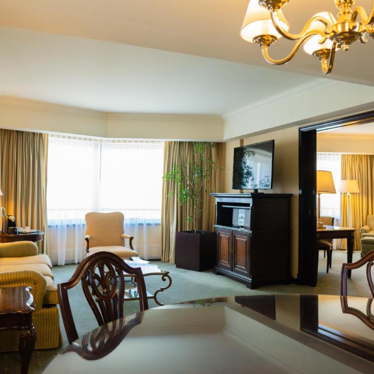 Sheraton Santiago Hotel & Convention Center - Suite Club de 1 dormitorio más grande con acceso al club lounge - Cama extragrande - 2