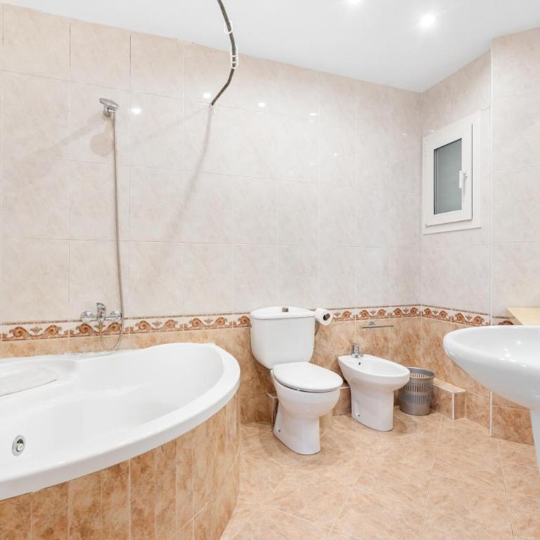 Families & Groups 4BR2BA by Sagrada - Apartamento - 22