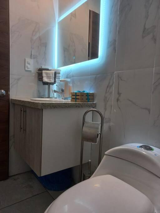 Departamento con jacuzzi 5 piso Condado 2 habitaciones - Apartamento de 2 dormitorios - 23
