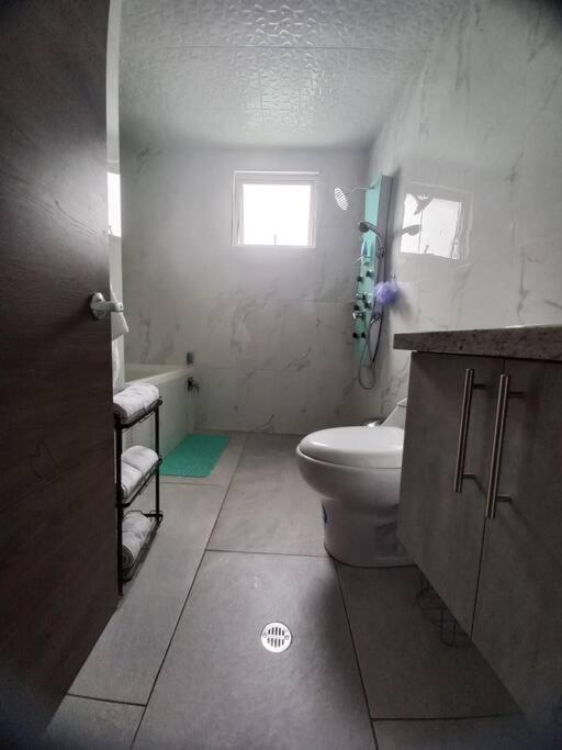 Departamento con jacuzzi 5 piso Condado 2 habitaciones - Apartamento de 2 dormitorios - 42