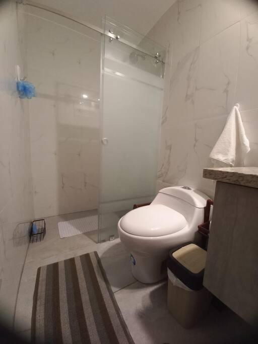 Departamento con jacuzzi 5 piso Condado 2 habitaciones - Apartamento de 2 dormitorios - 91