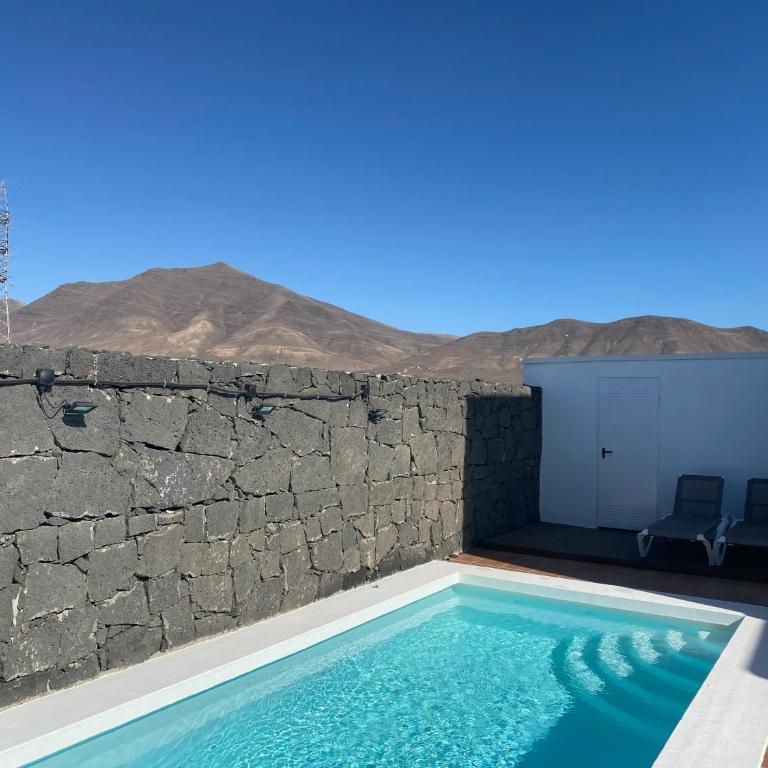 Casa Amarillo Del Sol - Three-Bedroom Villa - 16