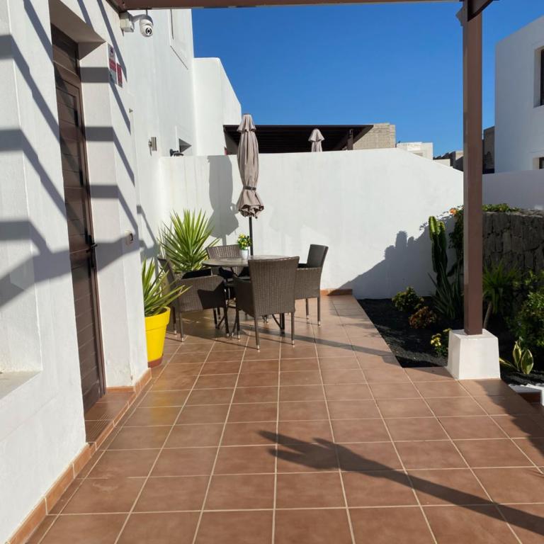 Casa Amarillo Del Sol - Three-Bedroom Villa - 41