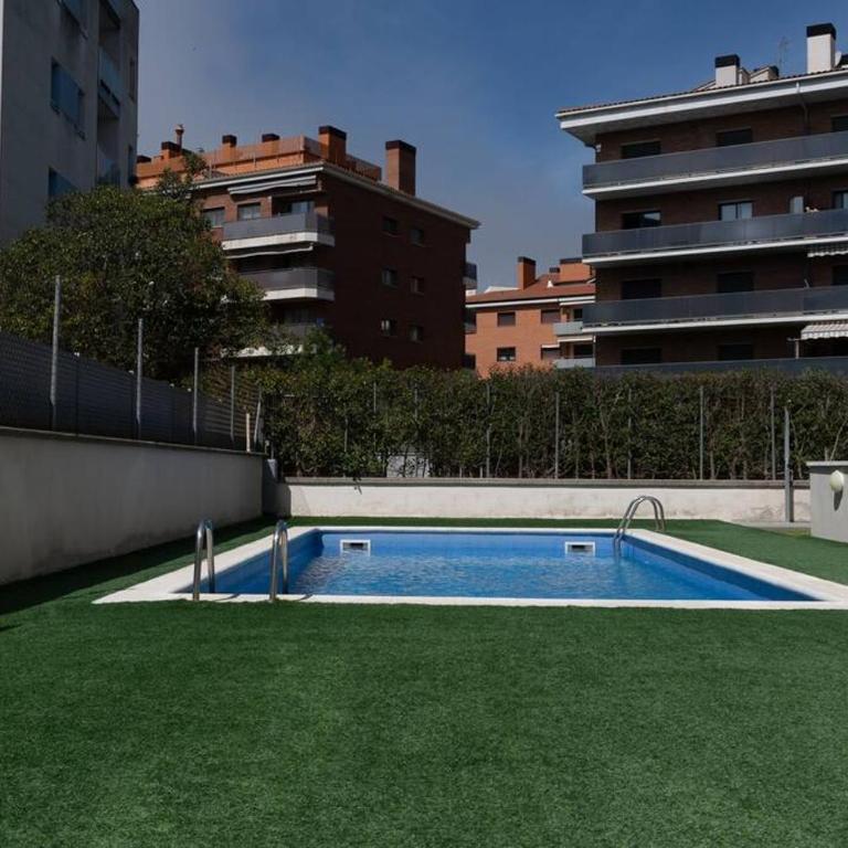Penthouse Fenals Beach - Apartamento de 2 dormitorios - 1