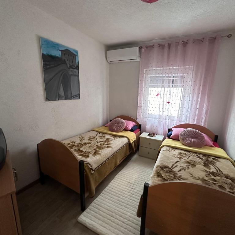 Hostel Backpackers - Deluxe Twin Room - 1