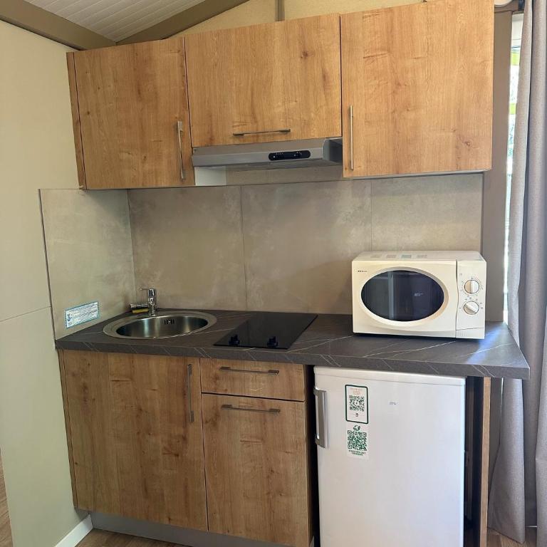 Camping Dolce Vita - Chalet Fango - 5