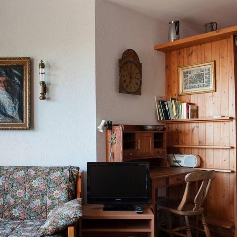 Wunderbarer Panoramablick - Studio-Apartment mit Balkon - 2
