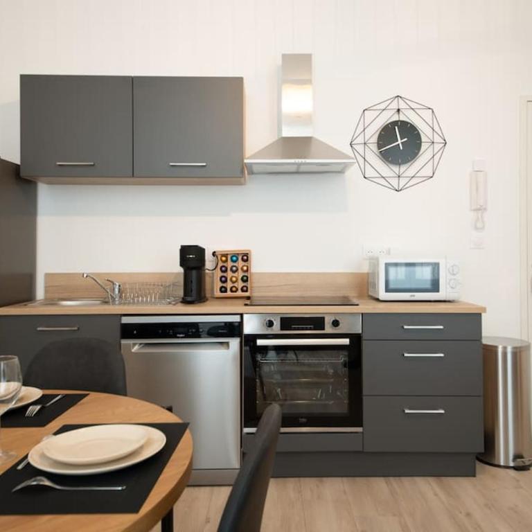 Un Cocon Au Cœur d'Avignon Logement - One-Bedroom Apartment - 25
