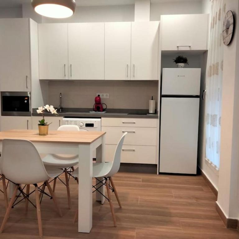 Apartamento Loft Al-Nasir junto al casco histórico - One-Bedroom Apartment - 4