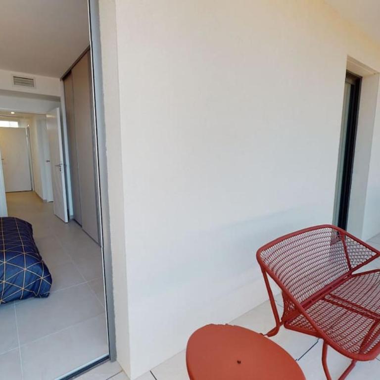 Spendide appartement tout confort, Résidence Archipel T4 en bord de plage, avec grande terrasse aménagée,spa et parking privé - Three-Bedroom Apartment with Sea View - 13