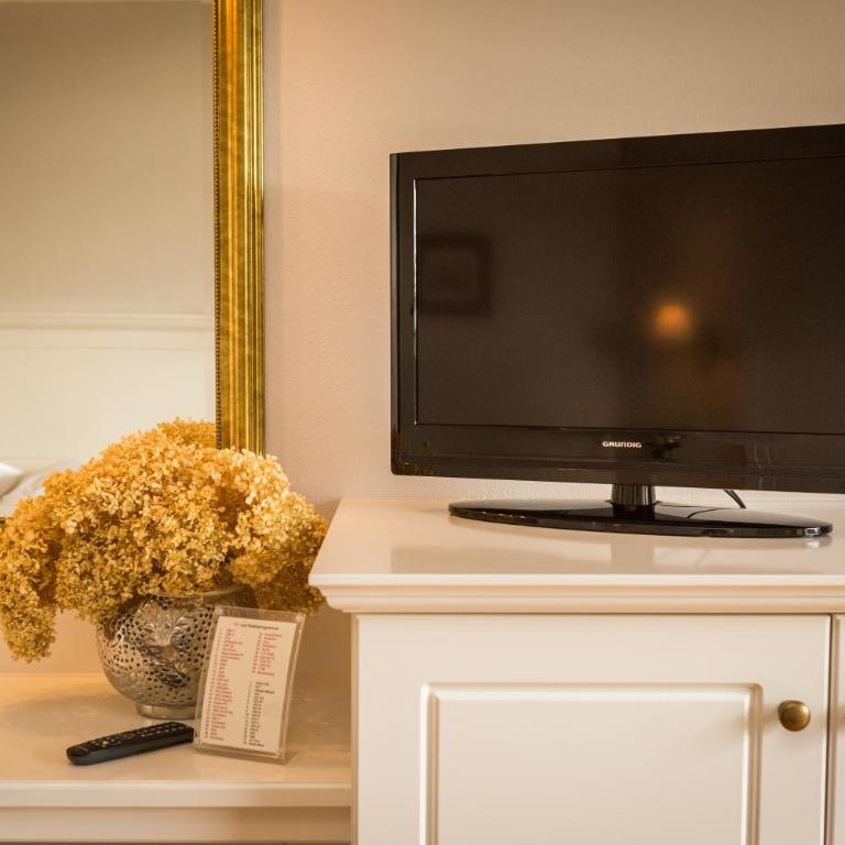 Boutique-Hotel Alter Gerichtshof - Superior Doppelzimmer mit Balkon - 5
