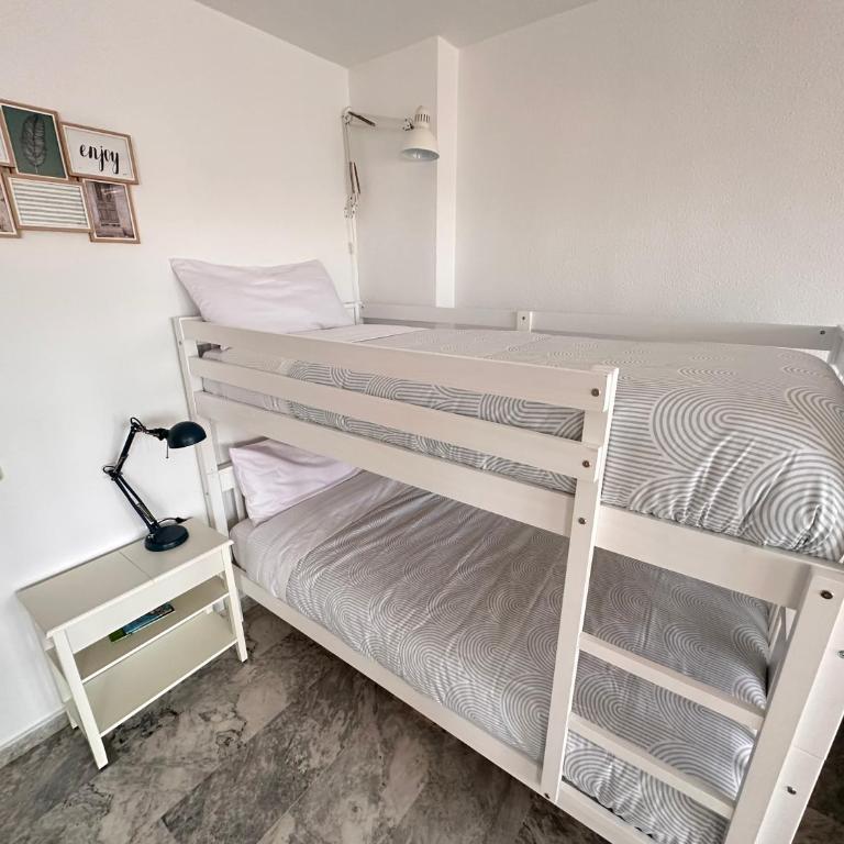 Nuestro Atico con vistas al Mar Terraza, Piscina y Parking - Apartamento de 1 dormitorio con balcón y vistas al mar - 23