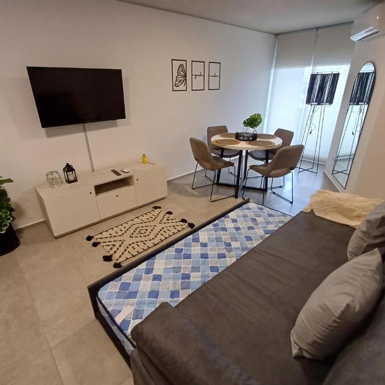 SERIETÁ 1 dormitorio con pileta y terraza - Apartamento con balcón - 2