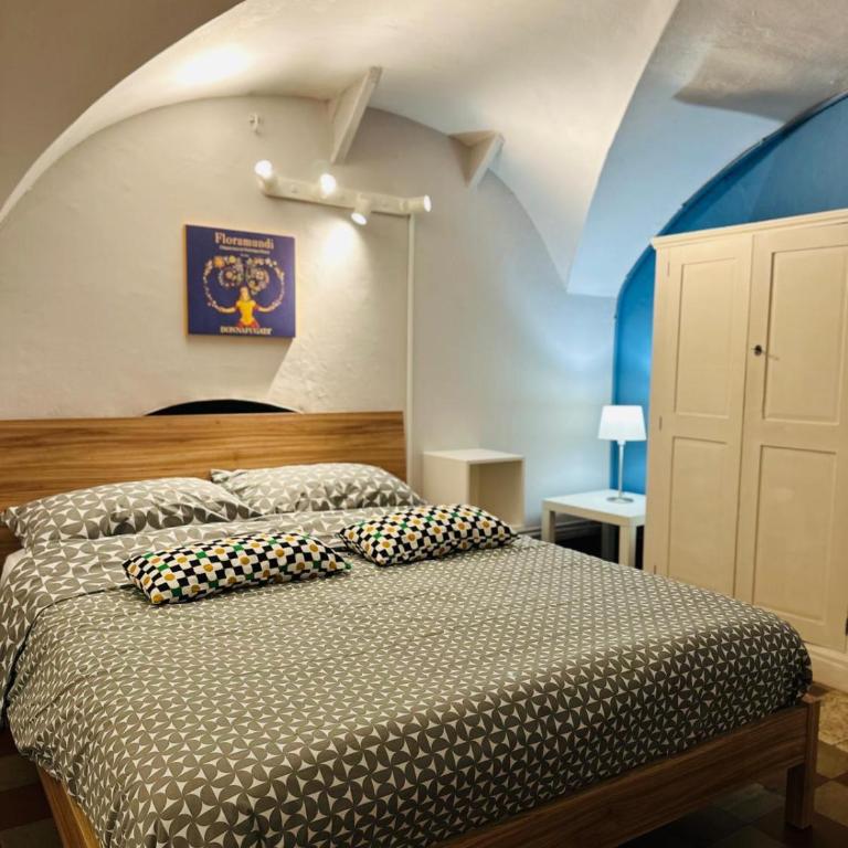 Sicilian Vibes Flat in Palazzo Storico - Studio Apartment with Queen Bed - 8