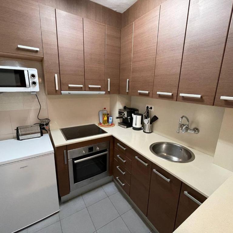 Stylish apartment 200m from the beach - Apartamento de 2 dormitorios con balcón - 29