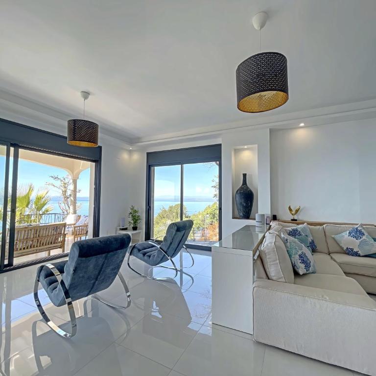 HOUSE OF PARADISE ROSES - Villa - 22