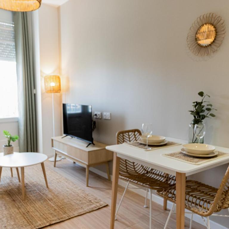 L'élégant - Beau logement avec vue Sarthe - Gare - Tram - Centre ville - Appartement 1 Chambre - Vue sur Ville - 12