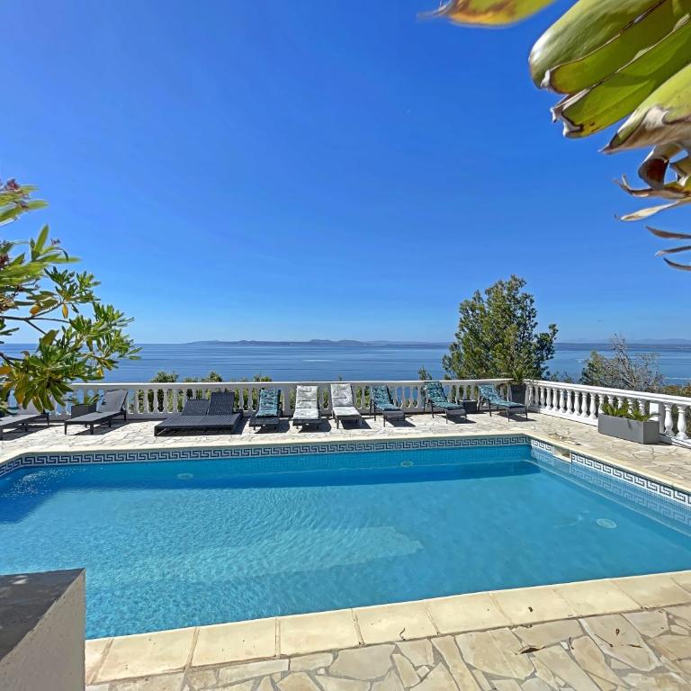 HOUSE OF PARADISE ROSES - Villa - 2