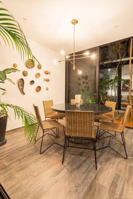 Chic Townhouse With Private Pool And Rooftop View - Casa de 4 dormitorios - 13