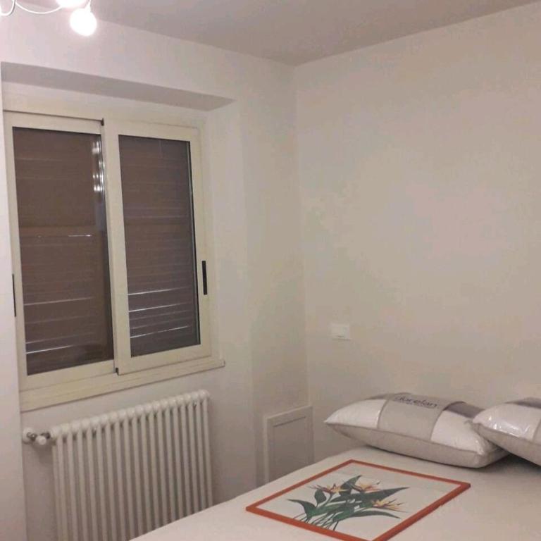 Stanza in superattico, terrazzato, luminoso, accogliente, bagno privato - Camera Matrimoniale - 2