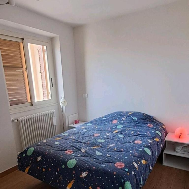 Stanza in superattico, terrazzato, luminoso, accogliente, bagno privato - Camera Matrimoniale - 1