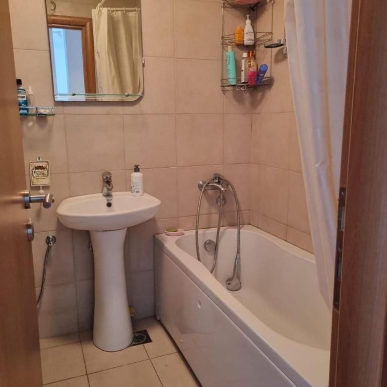 Valeriy Apartments - Two-Bedroom Apartment - 15