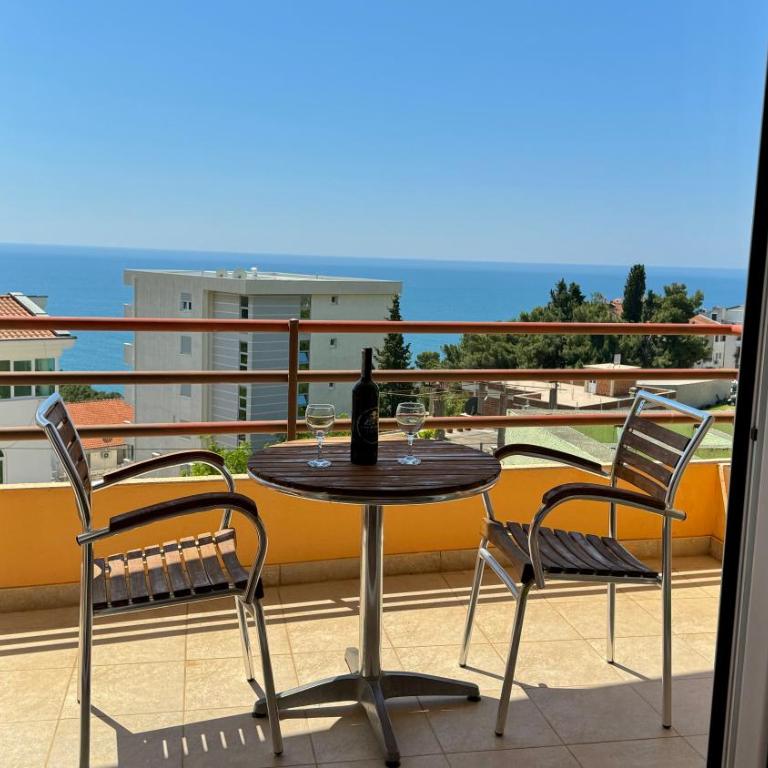 Sea La Vie Apartments - Quadruple Room with Sea View - 1