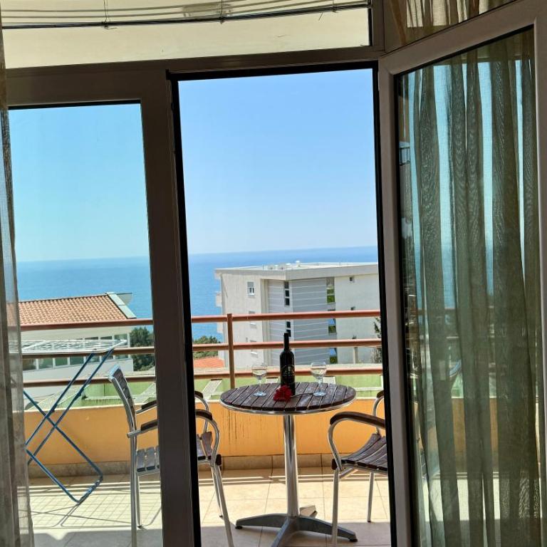 Sea La Vie Apartments - One-Bedroom Apartment - 7
