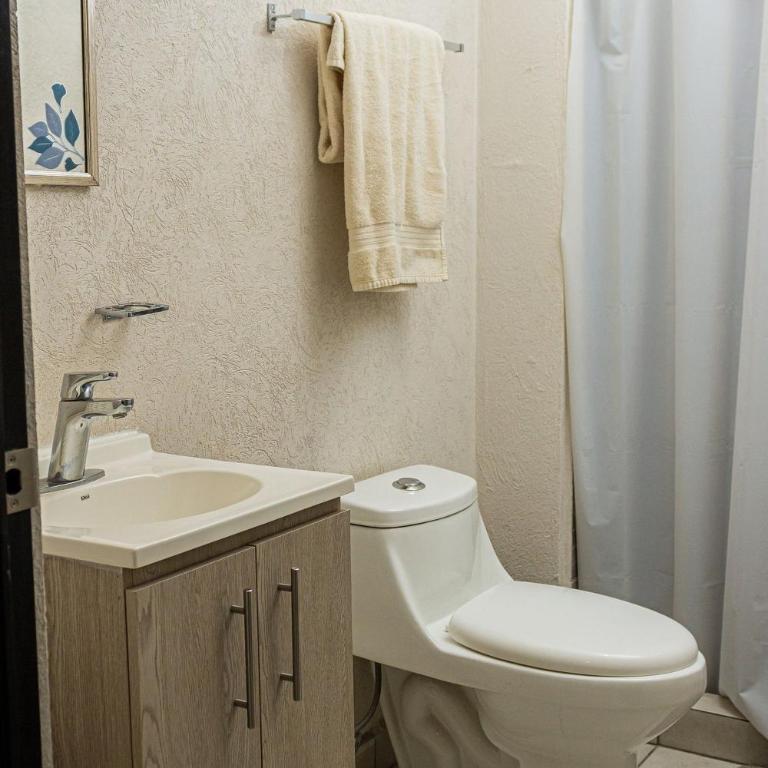 Céntrico condominio cerca de IMSS, H Civil & CUCS - Apartamento - 36