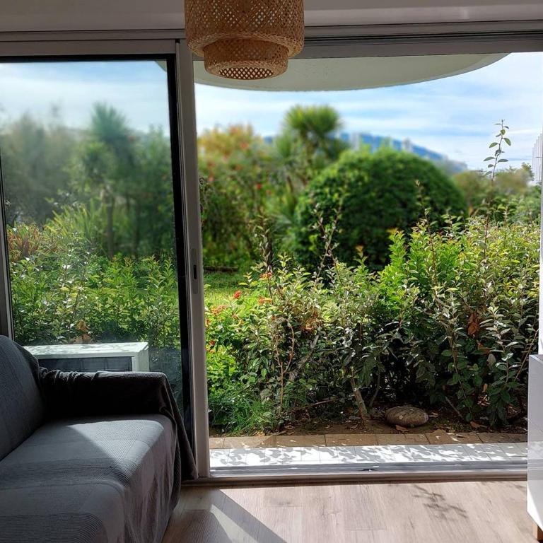 Studio Cabine Rénové Proche Plage, Commerces, Clim, WIFI, Parking - FR-1-328-230 - Studio - 2
