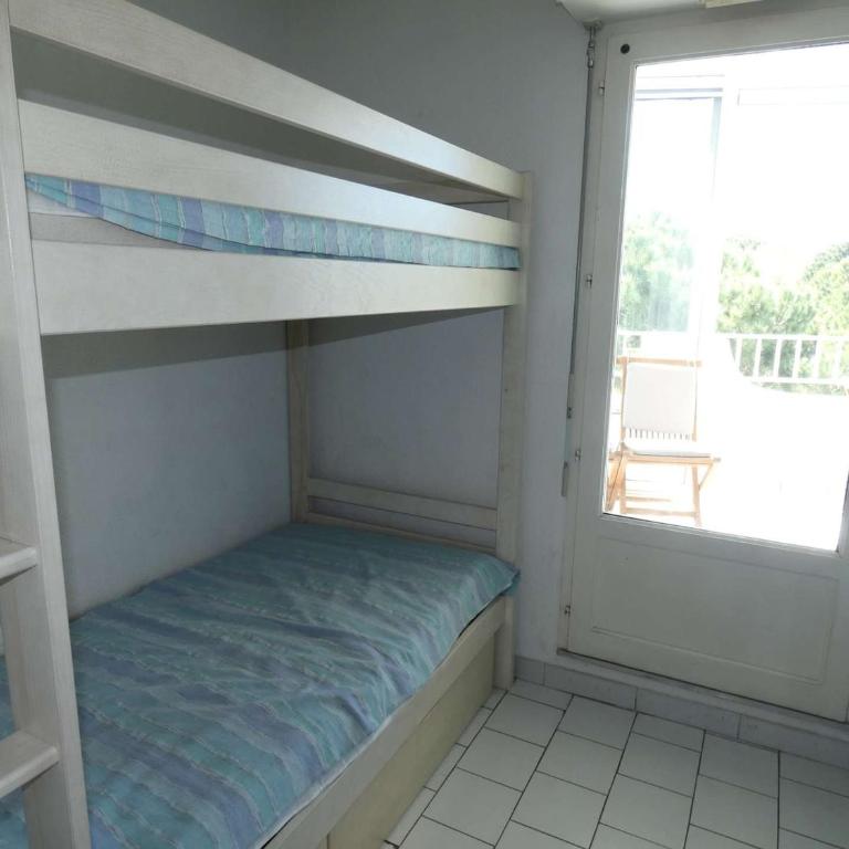Studio cabine avec piscine, climatisation, garage, à 300m plage - FR-1-328-259 - Monolocale - 10