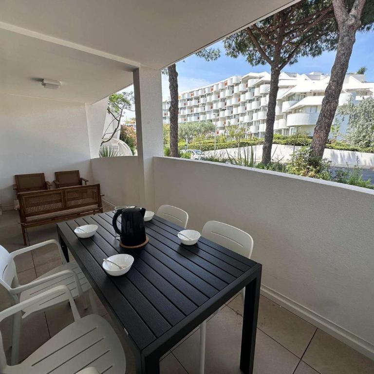 Appartement Climatisé, Proche Plage et Commerces, 4 Pers., Parking Privé, Quartier du Couchant - FR-1-328-235 - Apartment - 5
