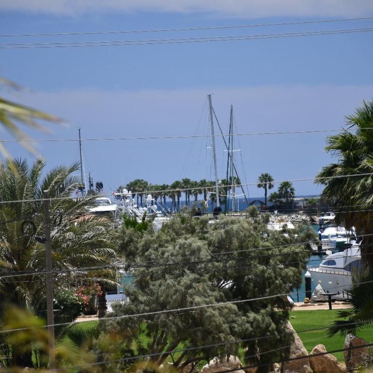 La Playita Hostal - Deluxe Double Room with Extra Bed - 10