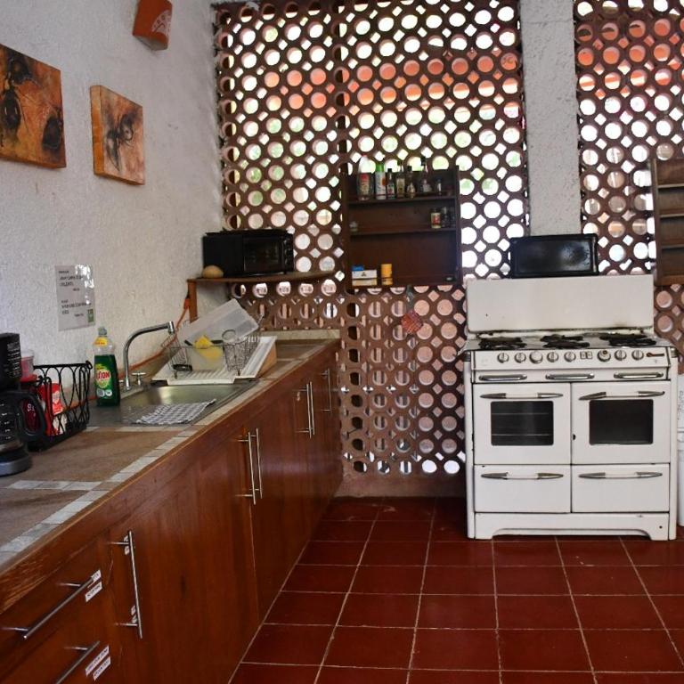 La Playita Hostal - Deluxe Double Room with Extra Bed - 4