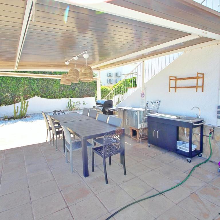 Aaron - holiday home with stunning views and private pool in Calpe - Villa - 28