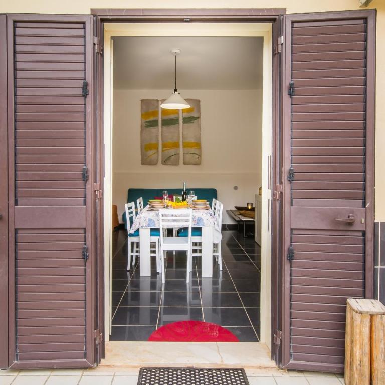 Distefano House Close To Sea - Happy Rentals - Apartment - 25