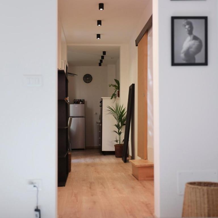 Urban corner house - Two-Bedroom Apartment - 8