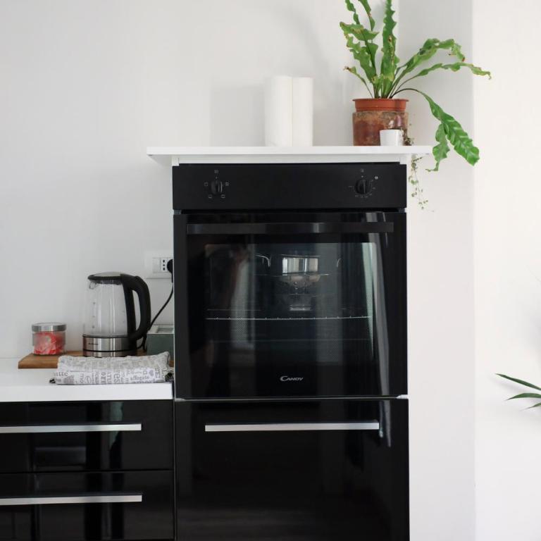 Urban corner house - Two-Bedroom Apartment - 11