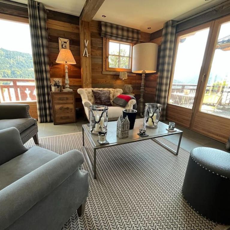Chalet Beaune - Ski In Ski Out Chalet in Les Gets - Chalet - 2