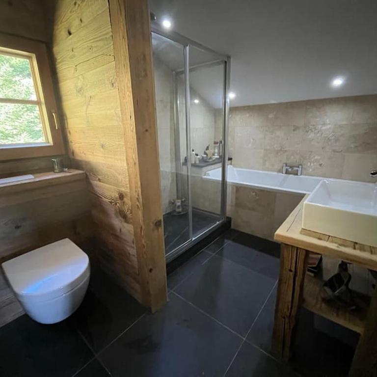 Chalet Beaune - Ski In Ski Out Chalet in Les Gets - Chalet - 32