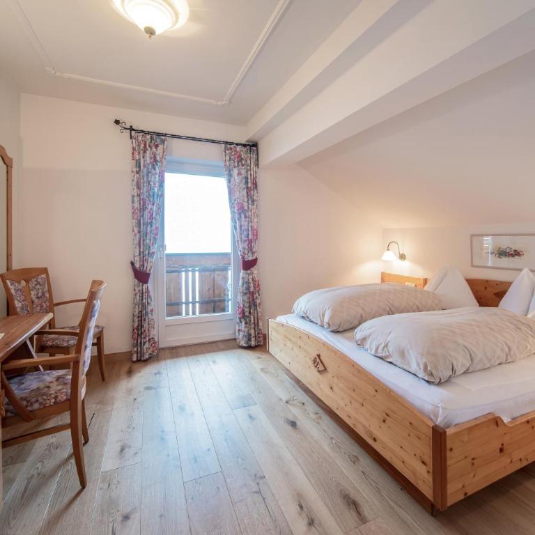 Landhotel Gasthof Zum Löwen - Superior Doppelzimmer mit Balkon - 1