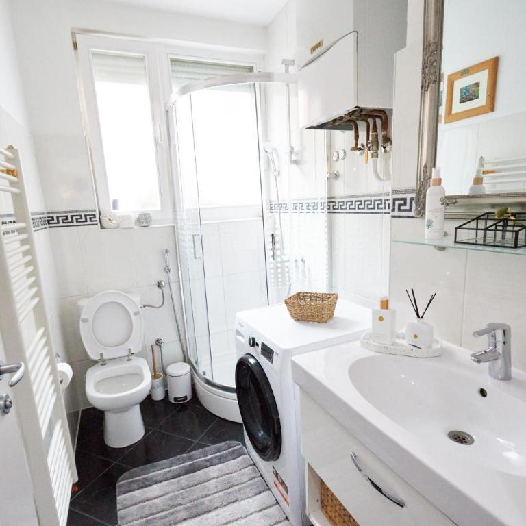 Old Town Elegance Sarajevo - One-Bedroom Apartment - 14