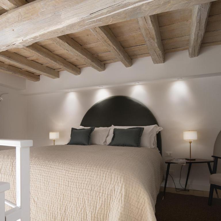 Bright 3-Bedroom Apartment with Patio in Florence Historic Center Near Duomo - Appartamento con 3 Camere da Letto - 19