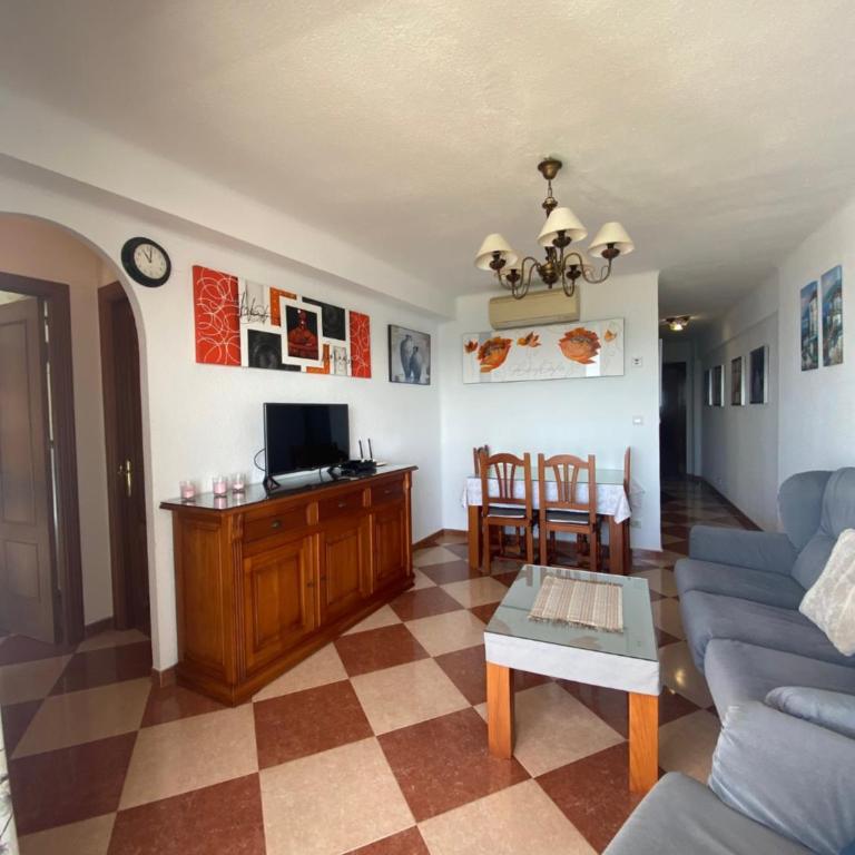 PRIMERA LINEA DE PLAYA - ZONA CLUB NAUTICO - Two-Bedroom Apartment - 15