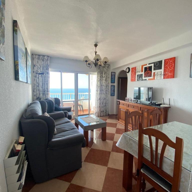 PRIMERA LINEA DE PLAYA - ZONA CLUB NAUTICO - Two-Bedroom Apartment - 13