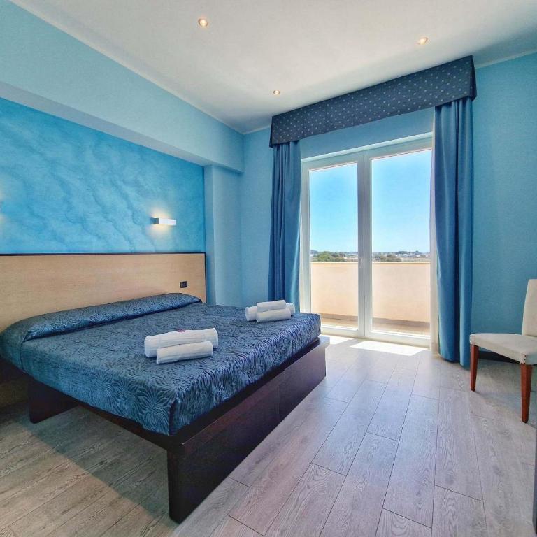 Jonico Hotel - Camera Matrimoniale con Balcone e Vista Mare - 4