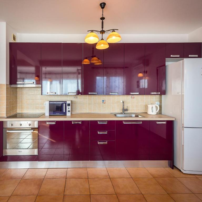 Becici Summer Apartments - One-Bedroom Apartment with Balcony - 12