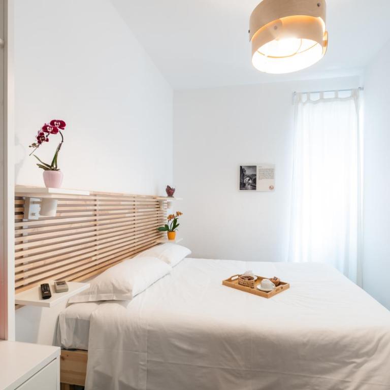 4BNB - Reale House - Double Room with Private External Bathroom - 2